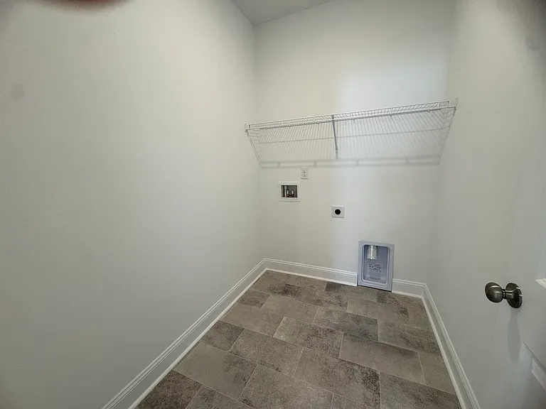 2175 Dreycott Ln — Photo 8