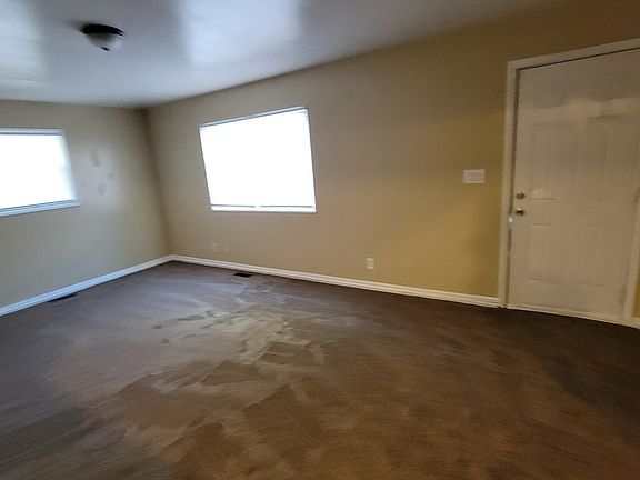 4th image of 2261 Herod Ct