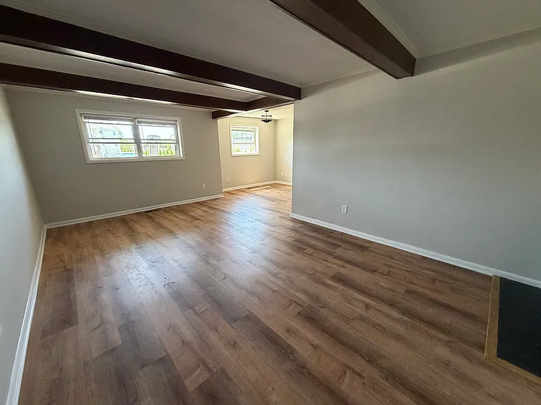 2 Warren Lodge Ct #A — Photo 2