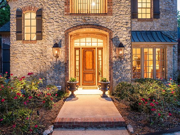 3rd image of 810 Quail Rise