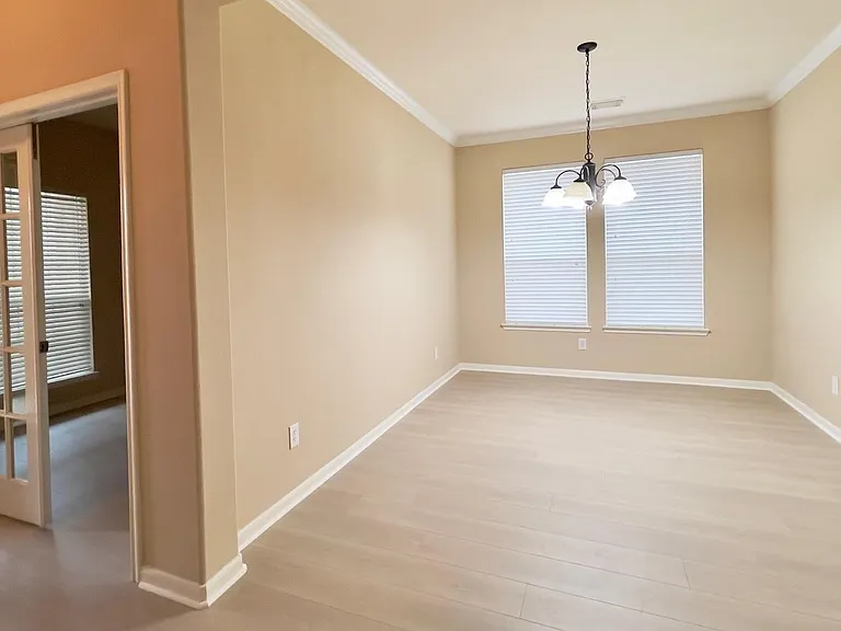 719 Pickett Hill Ln — Photo 8