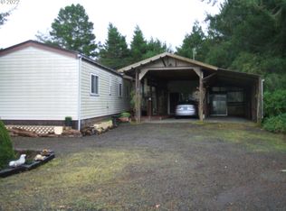 159 Outer Dr, Florence, OR 97439
