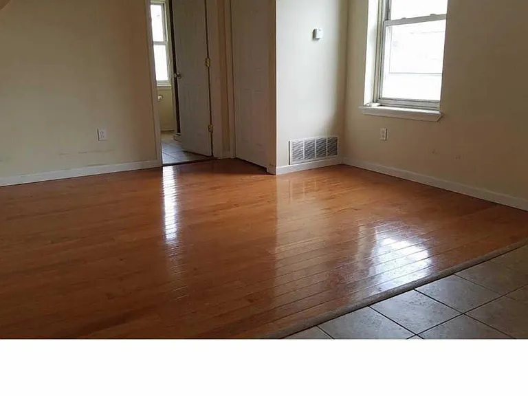 923 S 19th St #2F — Photo 8