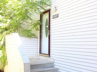 5527 E Bavarian Pass NE, Fridley, MN 55432