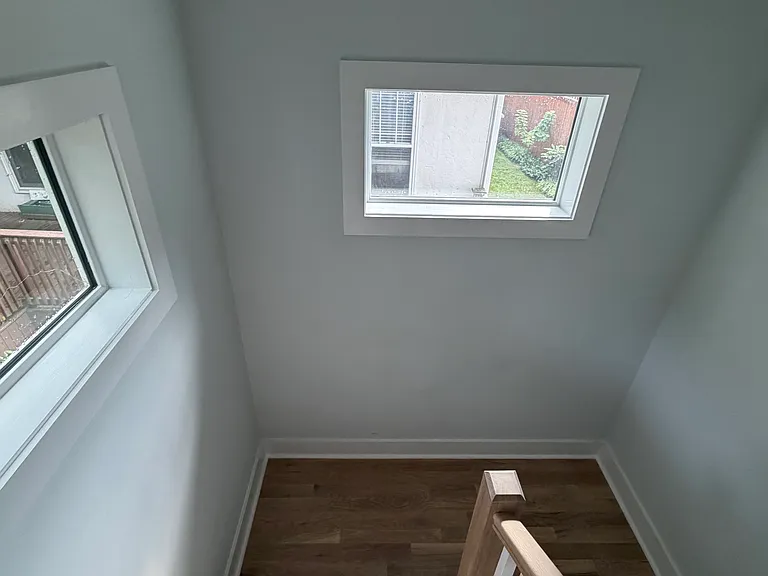 330 Chesterfield Ave — Photo 10