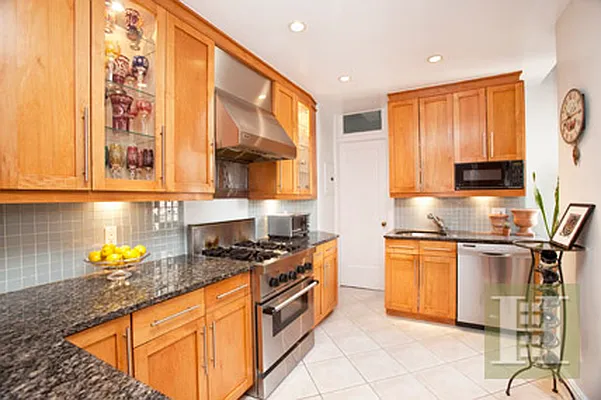 Sold by Halstead Real Estate | media 29