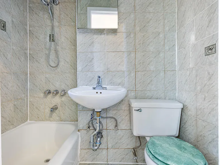 745 Park Ave #1D — Photo 12