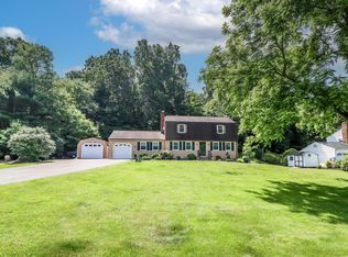 10 Apple Tree Rd, Bethel, CT 06801