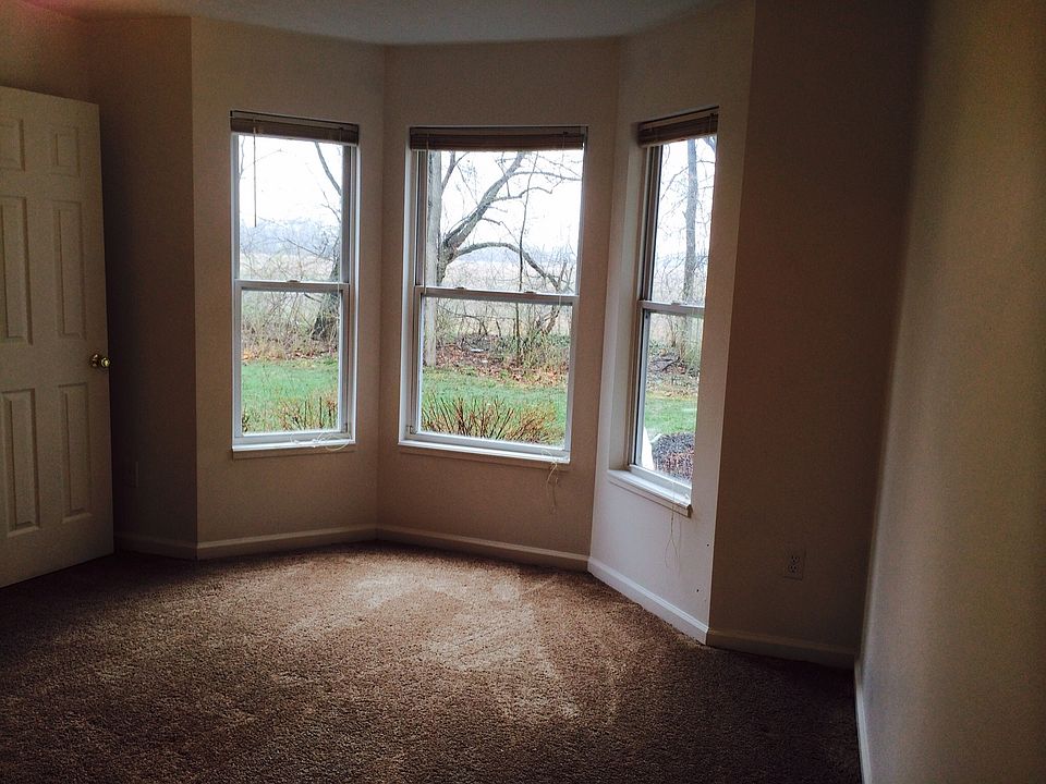 1st image of 477 Avon Village Pkwy Unit 153