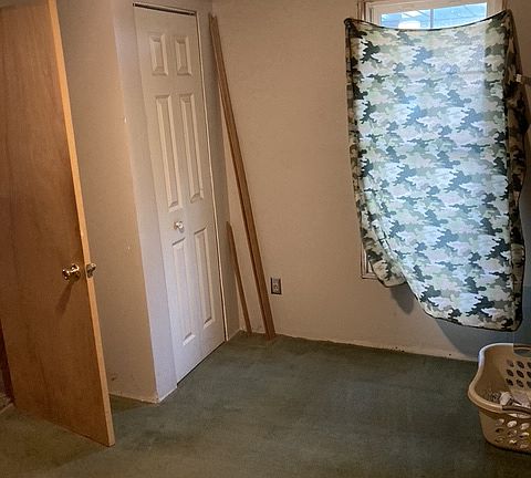 4th image of 1906 S Belmont Ave