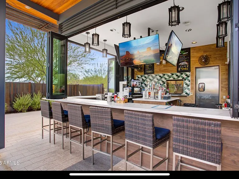 18316 E Spring Valley Ct — Photo 35