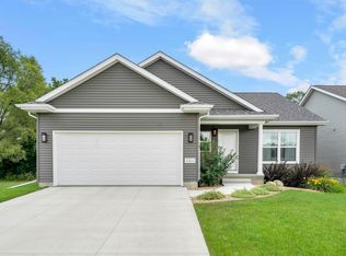 1003 Fran St, Evansdale, IA 50707