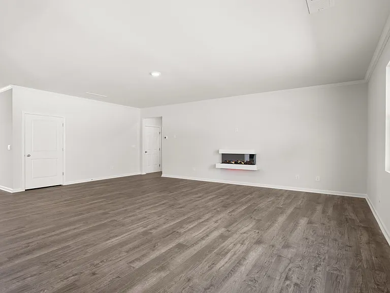 123 Thompson Way — Photo 5