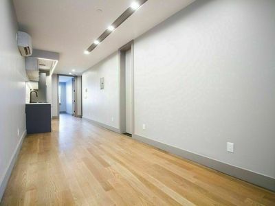 14 Stagg St, Brooklyn, NY, 11206