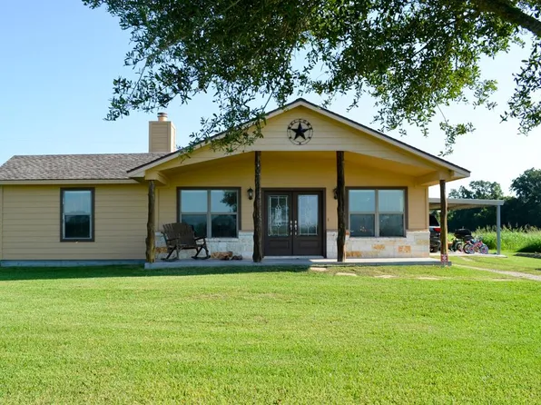 5093 County Road 137, Wharton, TX 77488