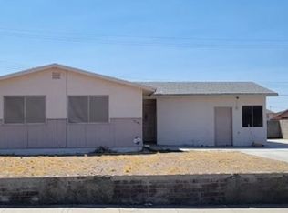 2045 Cortez St, Needles, CA 92363