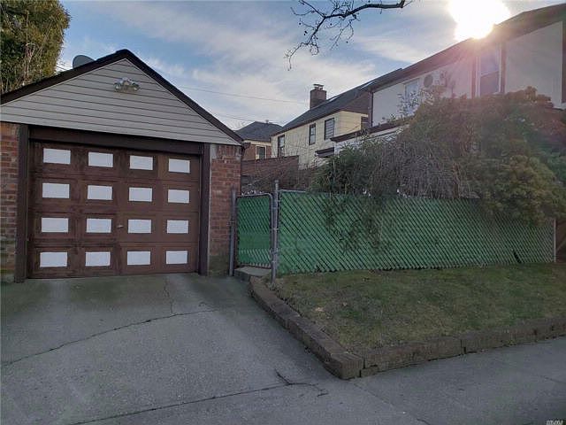2nd image of 8101 190th St