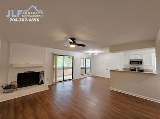 5721 Dockside Dr, Charlotte, NC 28227