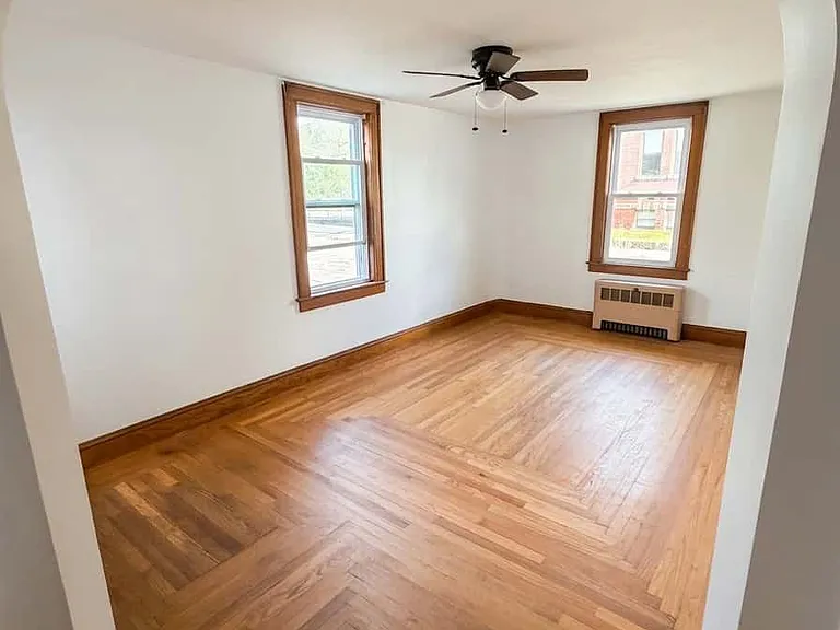35 Maple St — Photo 14