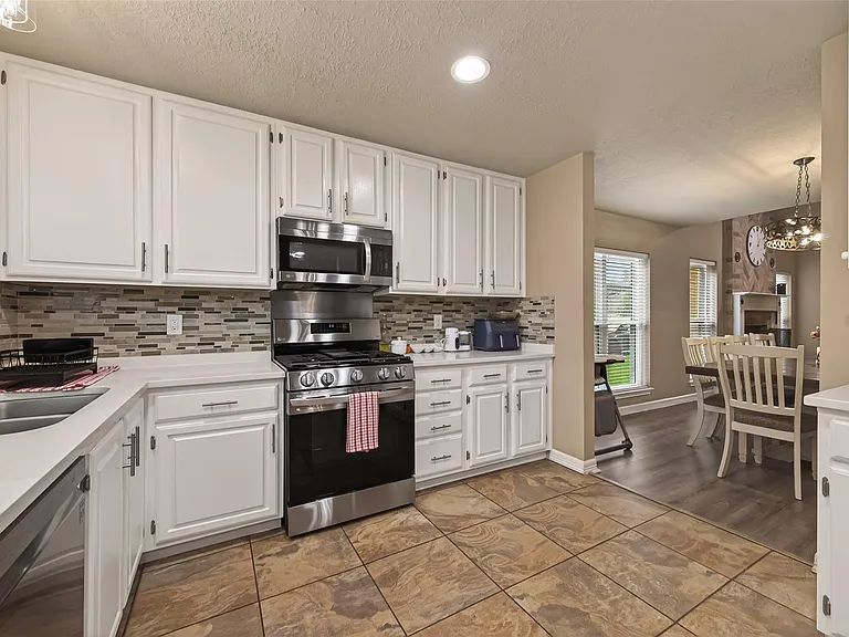 12110 Essenbruk Dr — Photo 21