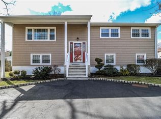 945 Ellis Pkwy, Edison, NJ 08820