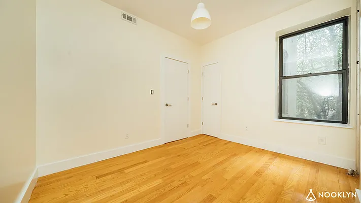 Rented by Nooklyn NYC LLC | media 5
