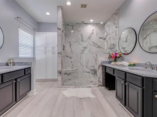 28 Versante Ct, Houston, TX 77070