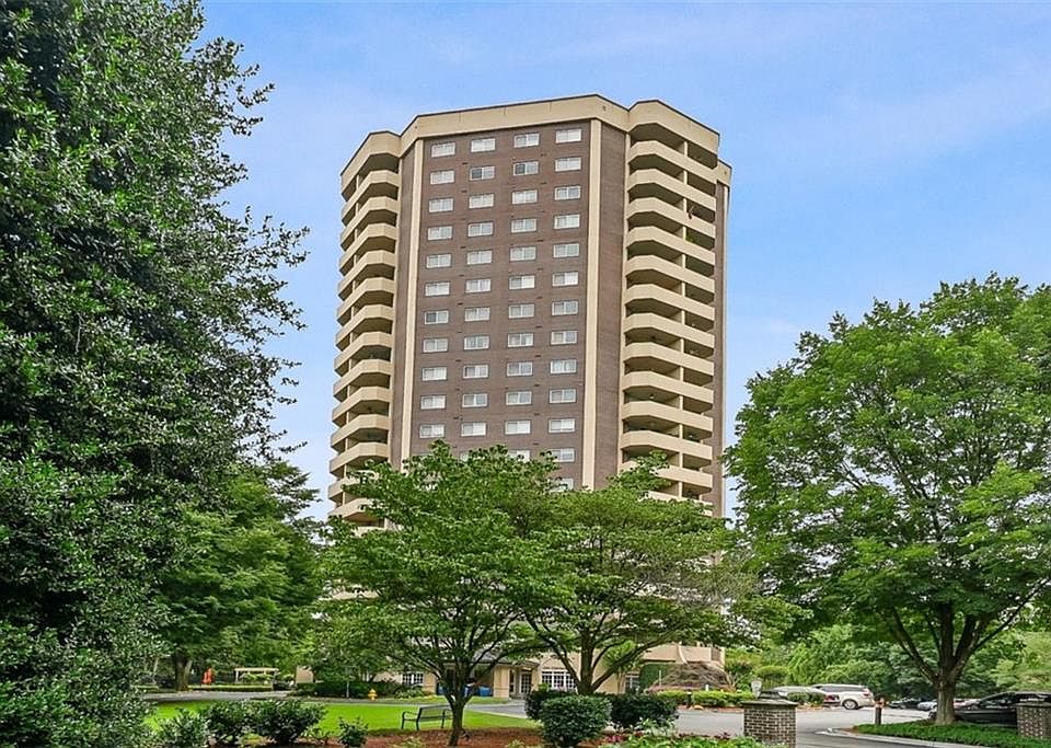 1st image of 1501 Clairmont Rd APT 1210