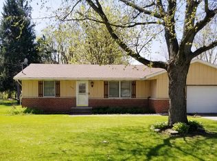 506 Daisy St SE, Demotte, IN 46310