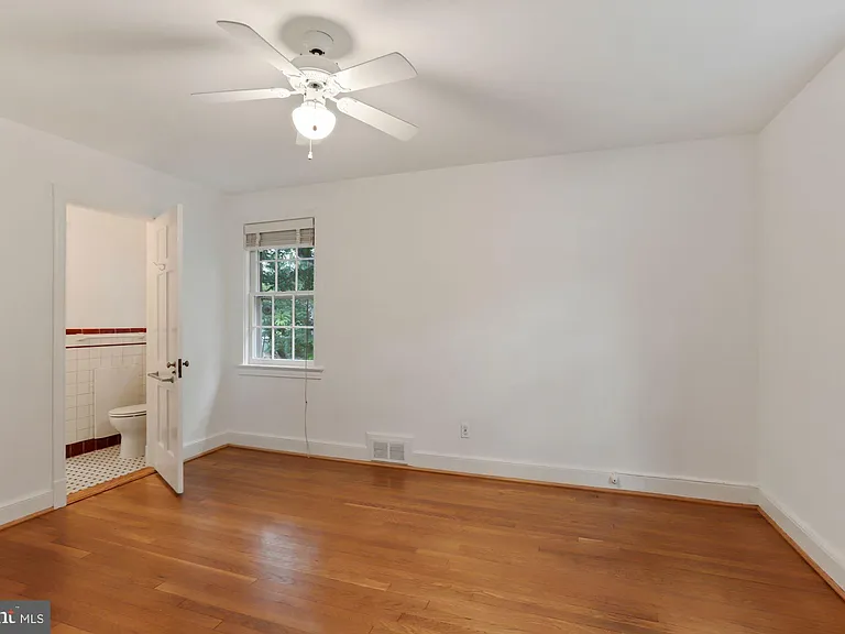 3273 Worthington St NW — Photo 18