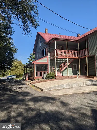 9014 Sudley Rd Photo 1