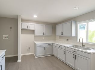 120 W Blacklidge Dr #B, Tucson, AZ 85705