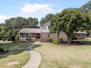 198 Chapman Rd, Greenville, SC 29605