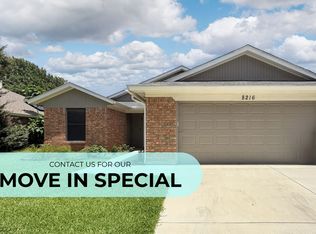 8216 Lesley Ln, Watauga, TX 76148