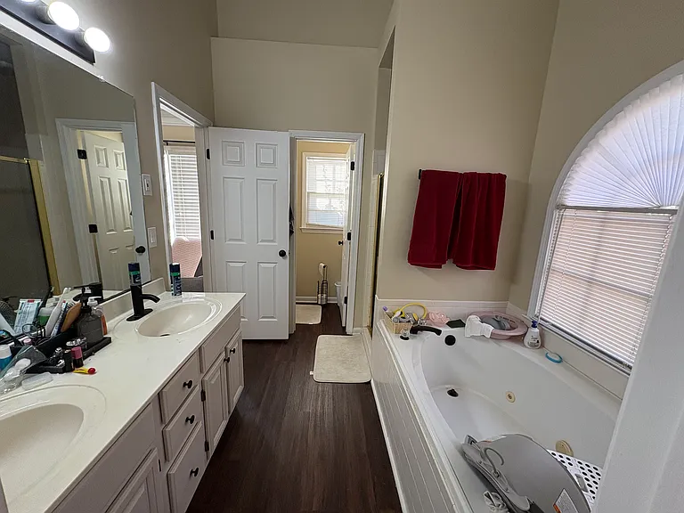 553 Mountain Oaks Pkwy — Photo 16