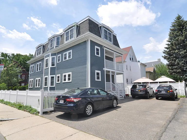 14 Aldie St — Photo 41