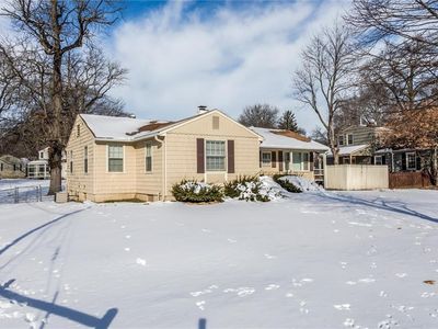 4310 Tomahawk Rd, Prairie Village, KS, 66208