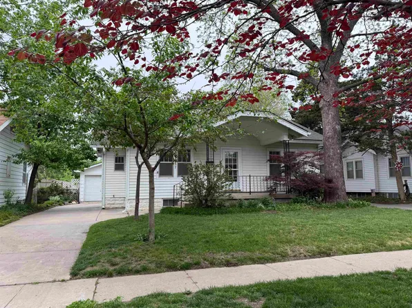 1037 N Perry Ave, Wichita, KS 67203