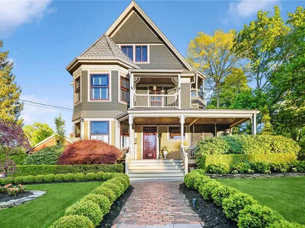 8 Parkway, Goshen, NY 10924