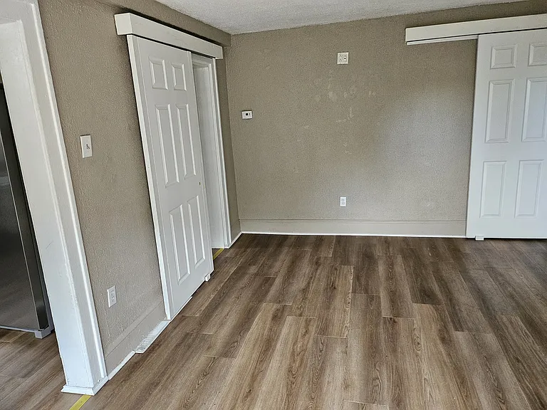 985 N Delsea Dr #3 — Photo 6