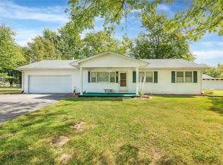 15618 Bartlett Rd, Dow, IL 62022