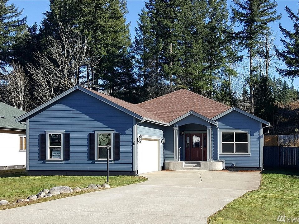 1st image of 509 Emerald Ln SE