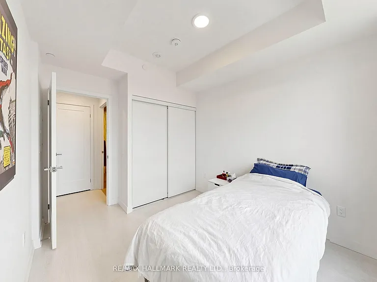 415 Main St W #612 — Photo 11
