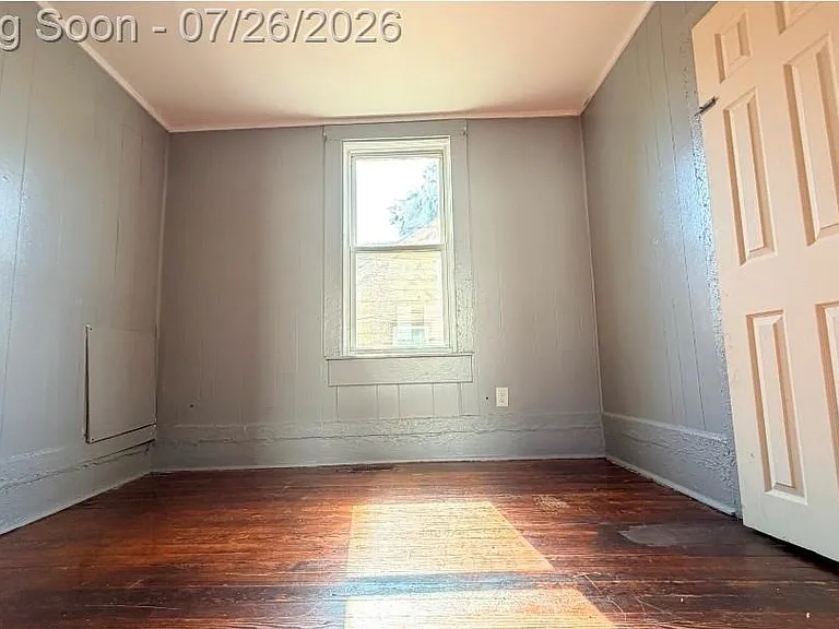 7068 Ford Ave — Photo 8