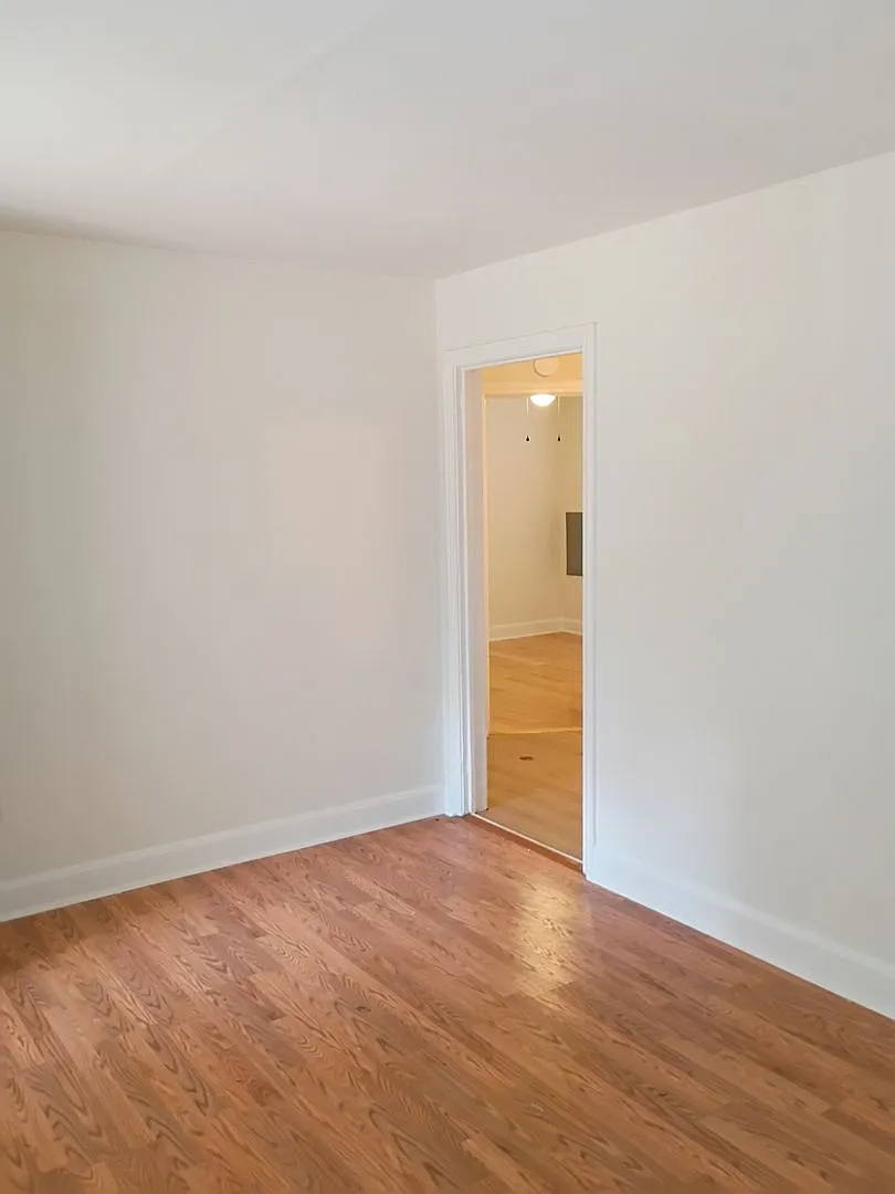 1416-1418 Kinderway — Photo 4
