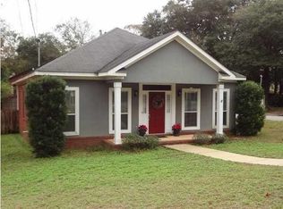 1021 Dickenson Ave, Mobile, AL 36609