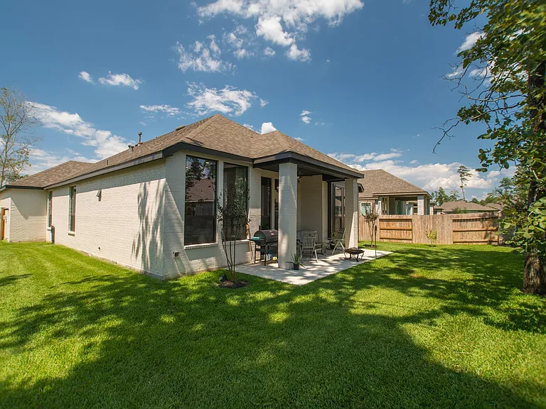 427 Boggy Belt Ln — Photo 48