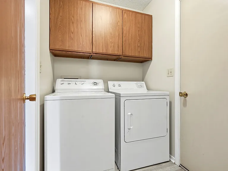 1496 E Kammerer Rd — Photo 15