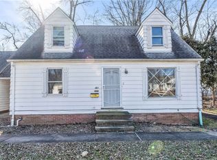 15400 Rockside Rd, Maple Heights, OH 44137