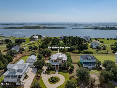 309 E Island View Drive, Hampstead, NC, 28443